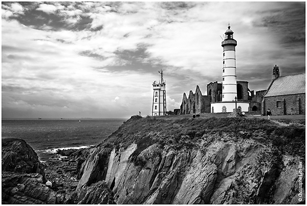 Photo noir et blanc du phare de la Pointe St Mathieu en Bretagne. © 2008 tous droits réservés. Reproduction interdite sans autorisation.